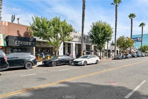 A home in Studio City