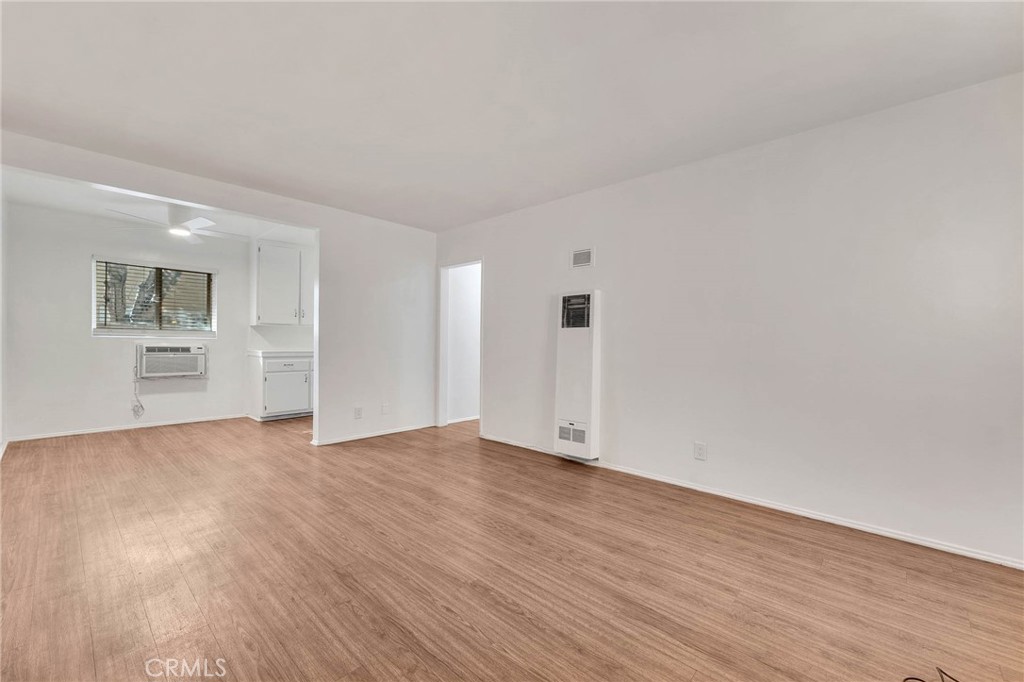 This is a 1 Bed 1 Bath lower unit in a small 5 unit building in Sherman Oaks. One off street dedicated parking space. Recently renovated with the following features: New paint throughout. New stainless-steel appliances: stove/oven, refrigerator, microwave. New window shades on all windows. New Wall A/C . Wall Heat, New Ceiling fan in Dinning Area. New bathroom lighting. Laundry room with washer and dryer on premises. Also a communal backyard patio area for al fresco dining. Near the 405 and 101 freeways. Close to the restaurants, shops and Entertainment on Ventura Blvd. This is a month to month rental.