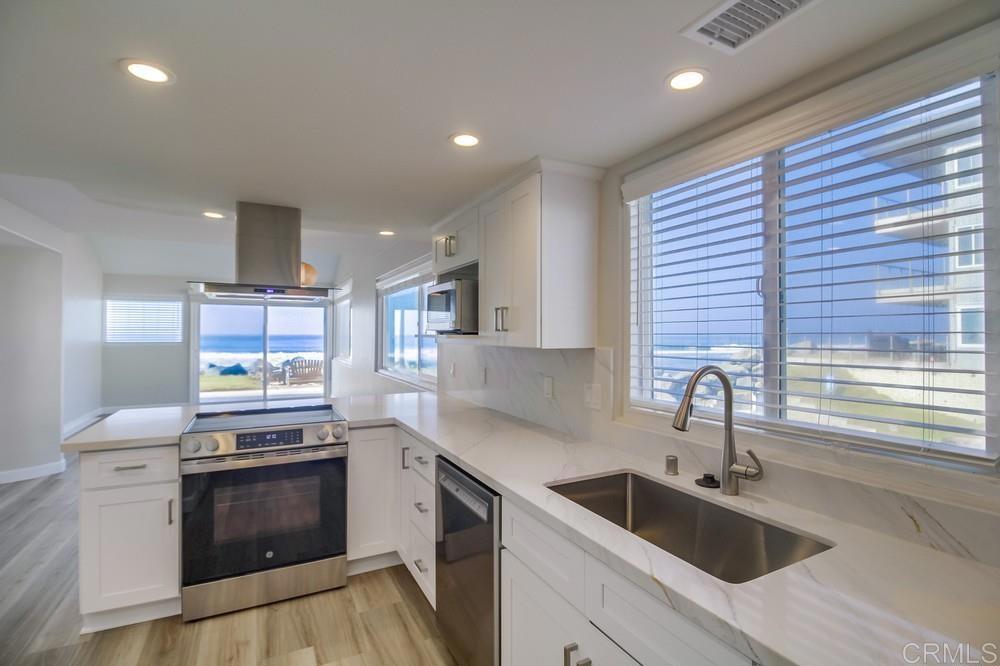 1330 Seacoast Drive