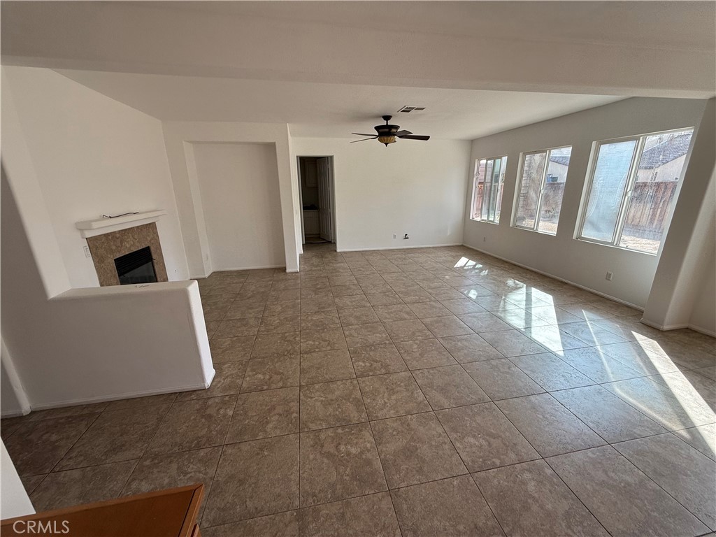 476 Peregrine Lane