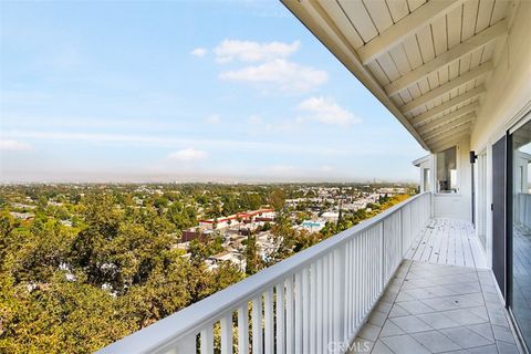 A home in Studio City