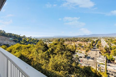 A home in Studio City