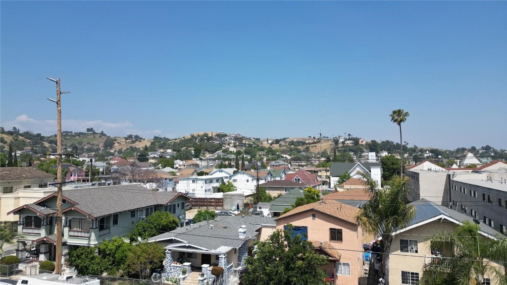 2214 Thomas Street