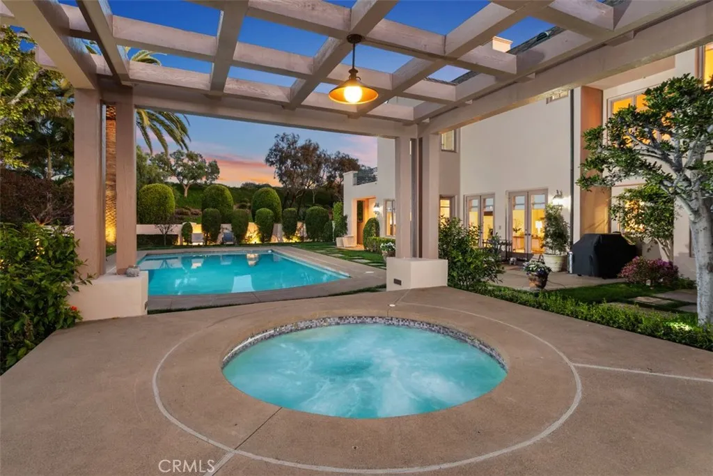 Laguna Niguel, California 92677, United States, 6 Bedrooms Bedrooms, ,8 BathroomsBathrooms,Residential,Active,94209