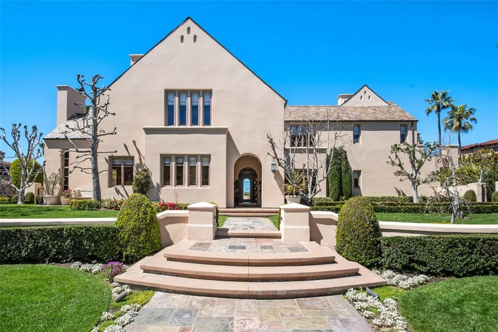 Laguna Niguel, California 92677, United States, 6 Bedrooms Bedrooms, ,8 BathroomsBathrooms,Residential,Active,94209