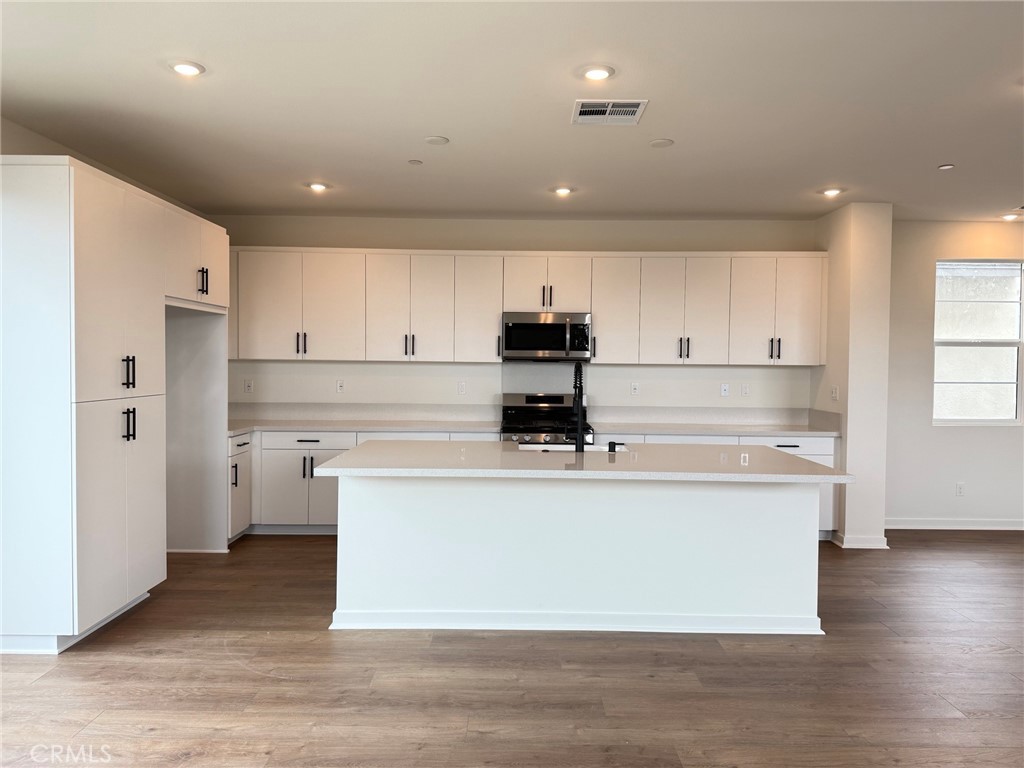15742 Caterpillar Drive