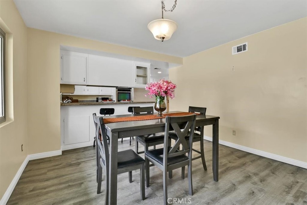 2550 W Rowland Avenue
