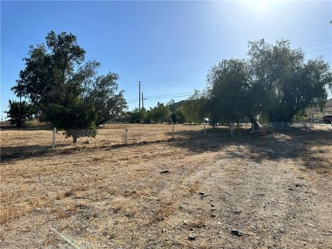 A home in Perris