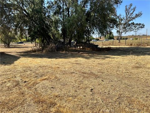 A home in Perris