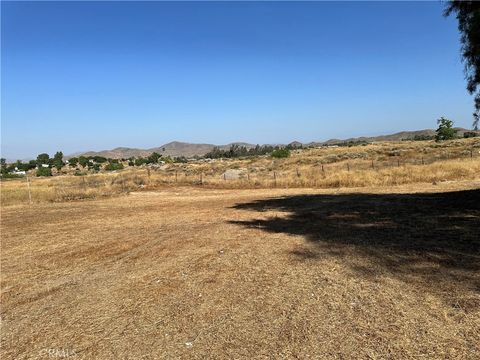 A home in Perris