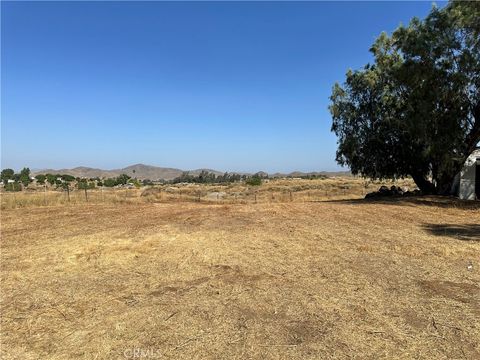 A home in Perris