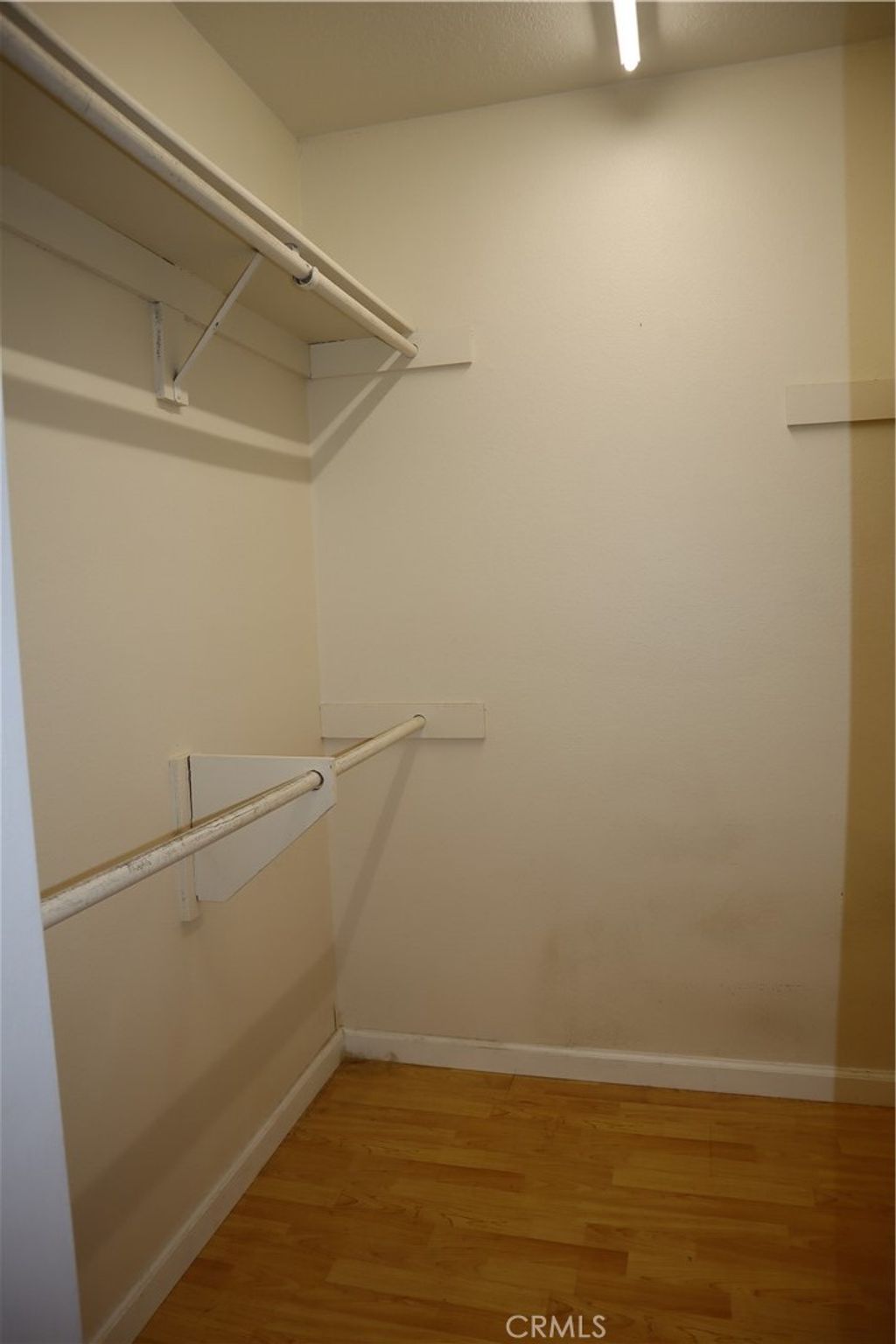 listing image 130726479636936026636
