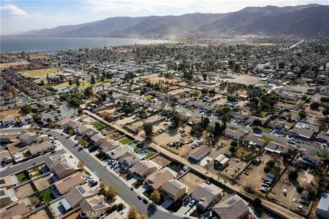 A home in Lake Elsinore