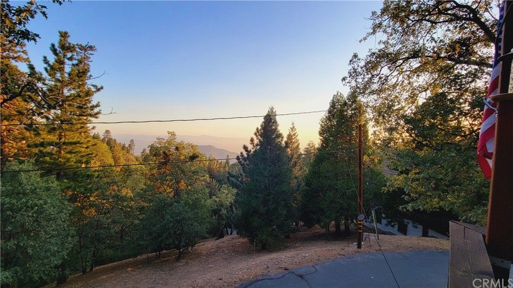 listing image 13072846983665