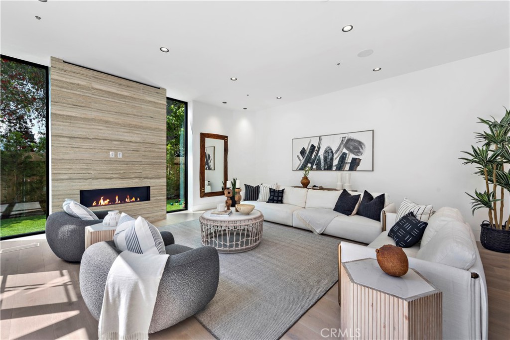 Newport Heights (NEWH) - Residential