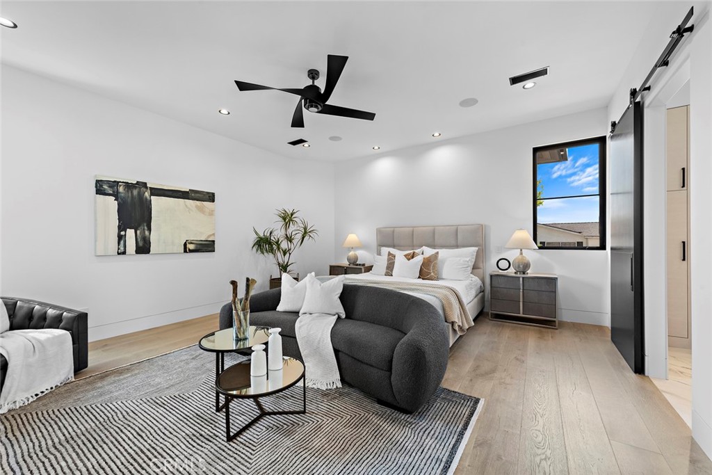 Newport Heights (NEWH) - Residential