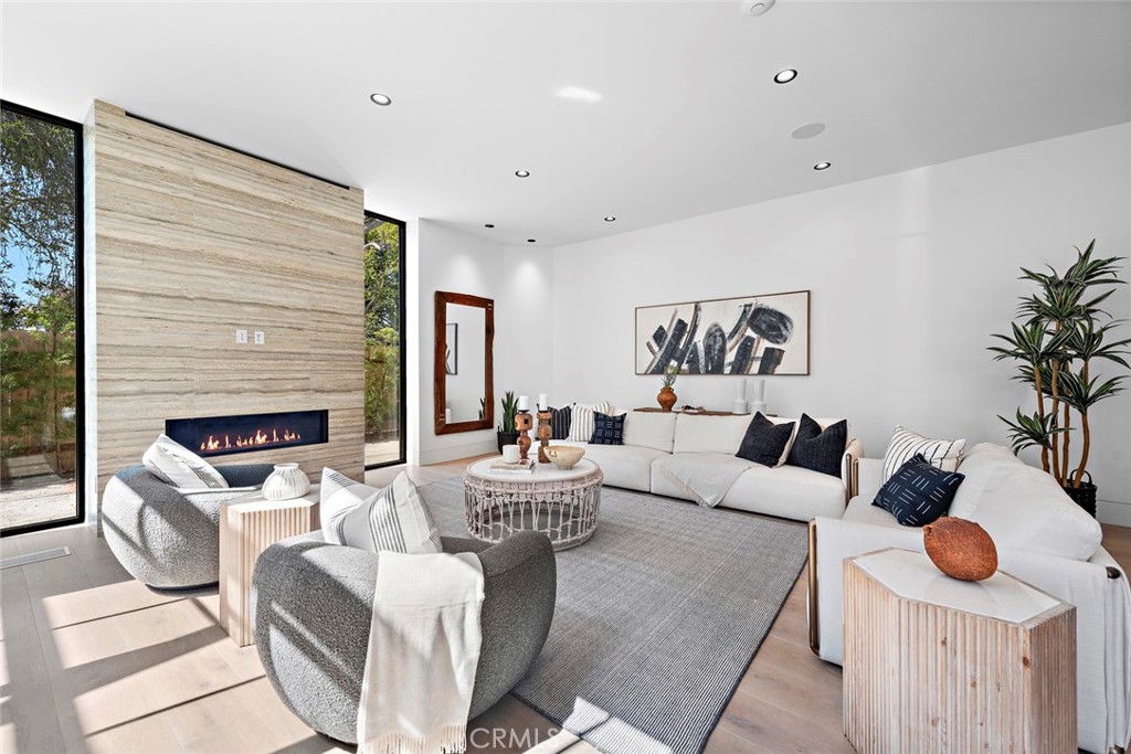 Newport Heights (NEWH) - Residential