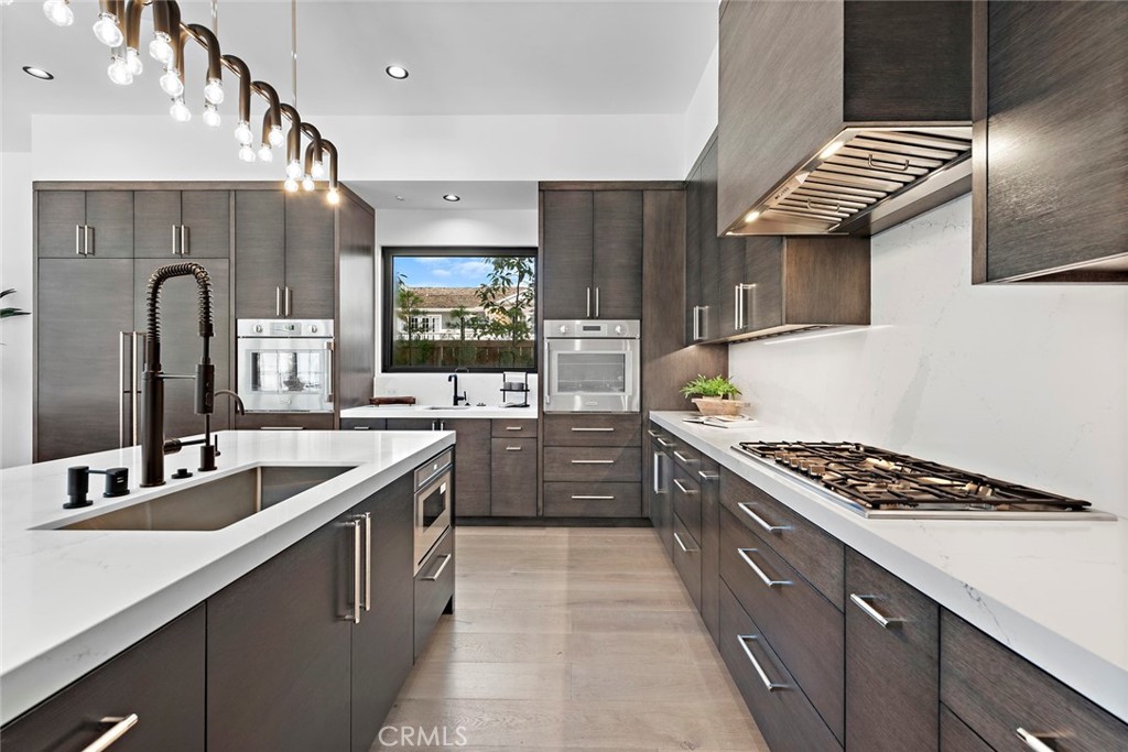 Newport Heights (NEWH) - Residential