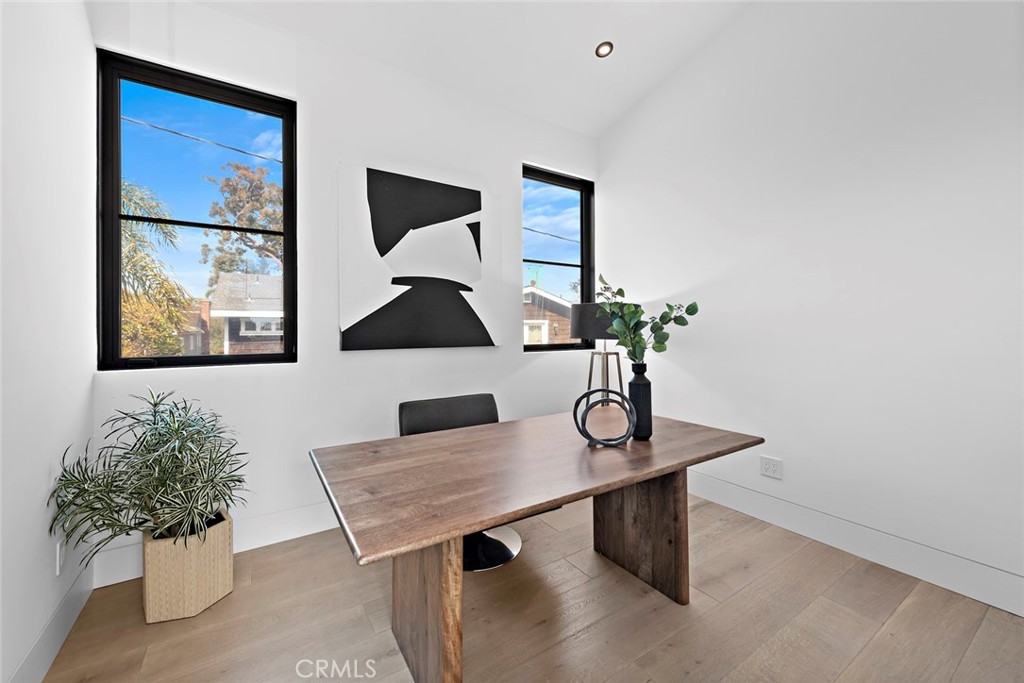 Newport Heights (NEWH) - Residential