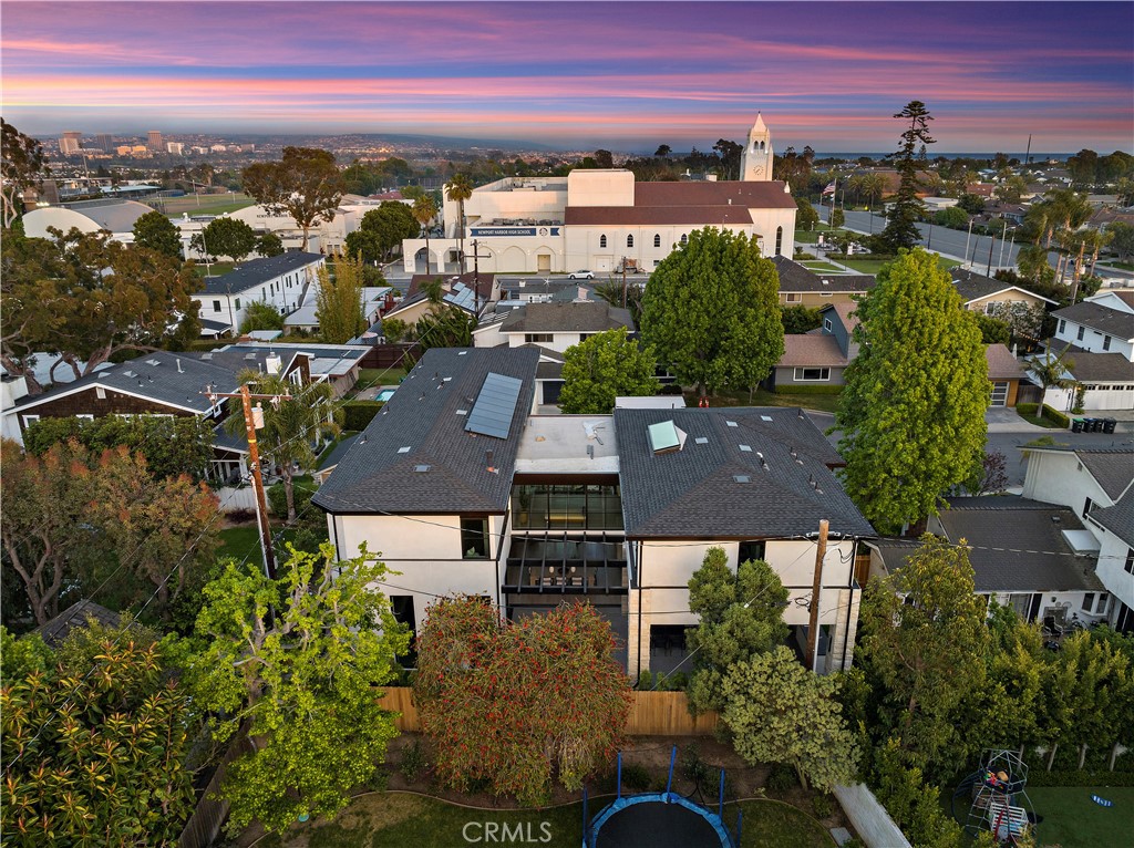 Newport Heights (NEWH) - Residential