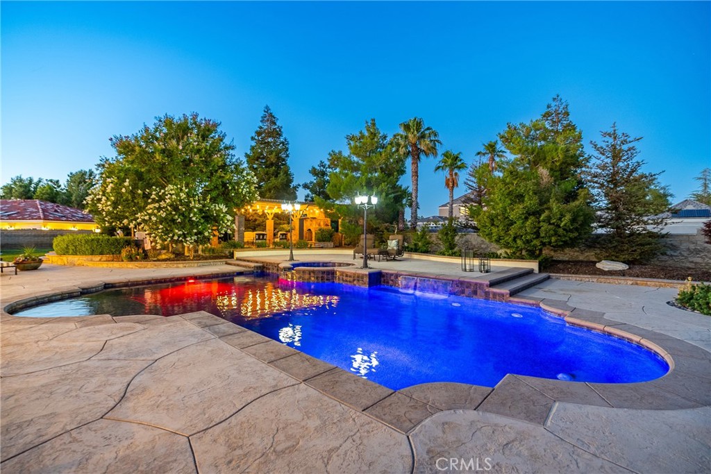 41916 Loma Vista