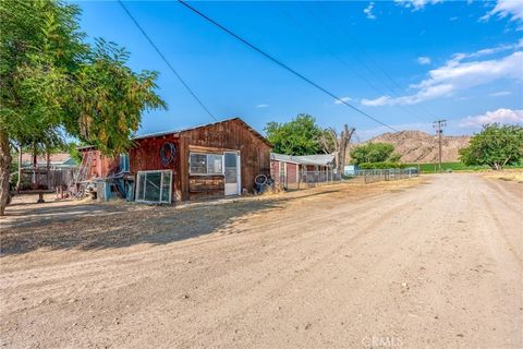 A home in New Cuyama