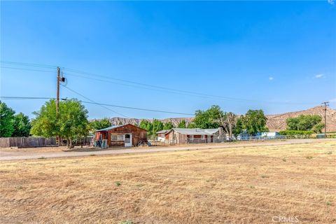 A home in New Cuyama