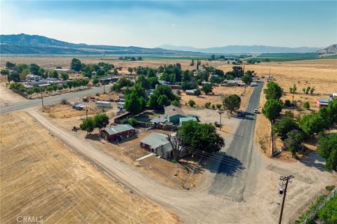 A home in New Cuyama