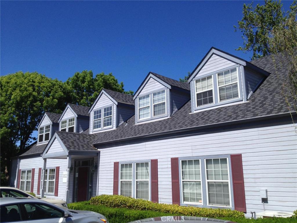 Located in a professional office complex near the corner of East Avenue and The Esplanade. This second floor Suite offers a reception/work area, private office and common area restrooms.