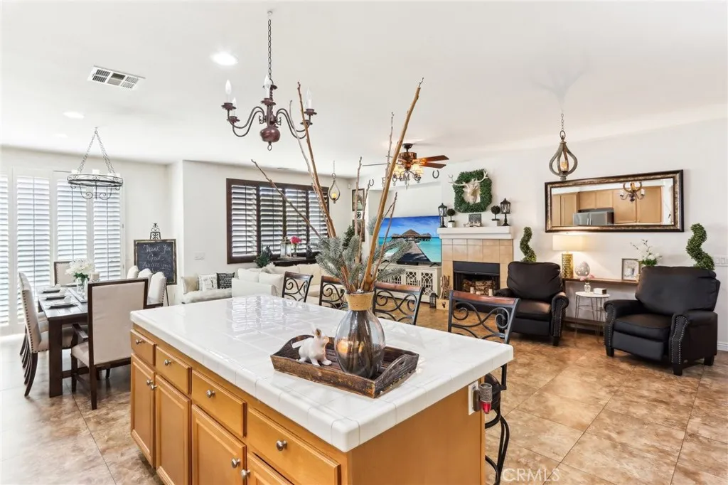 Hemet, California 92545, United States, 3 Bedrooms Bedrooms, ,2 BathroomsBathrooms,Residential,Active,108016