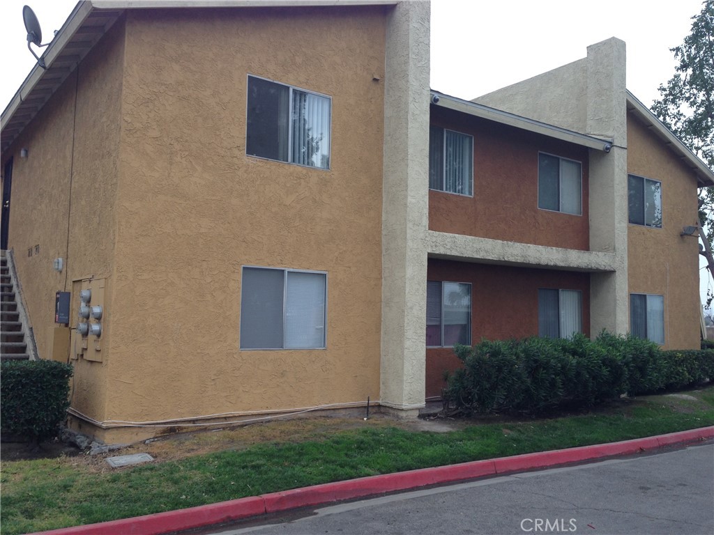 Looking for a cash cow. Look no more. This 1 bedroom/1 bath unit is one of three listed units that the Seller prefers to sell together as a package. The list price will be considerably reduced to allow reasonable credit for total upgrade. Only one unit is rented. The others are vacant. The complex is gated and situated close to schools, shopping centers and freeways. It is priced to sell quick. The condo is tucked away from the busy downtown area. Two of the units overlook the swimming pool from its balcony. This unit is perfect for a first time investor hoping to build equity for future investment or quick resale. Hurry, this wont last.