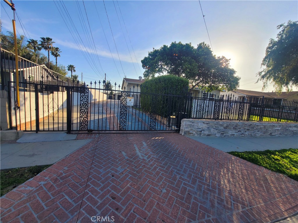 7132 Dinwiddie Street