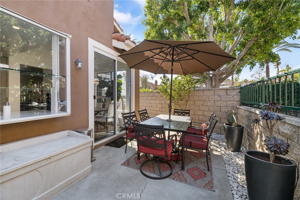 Provence D'Aliso (PDA) - Residential Lease