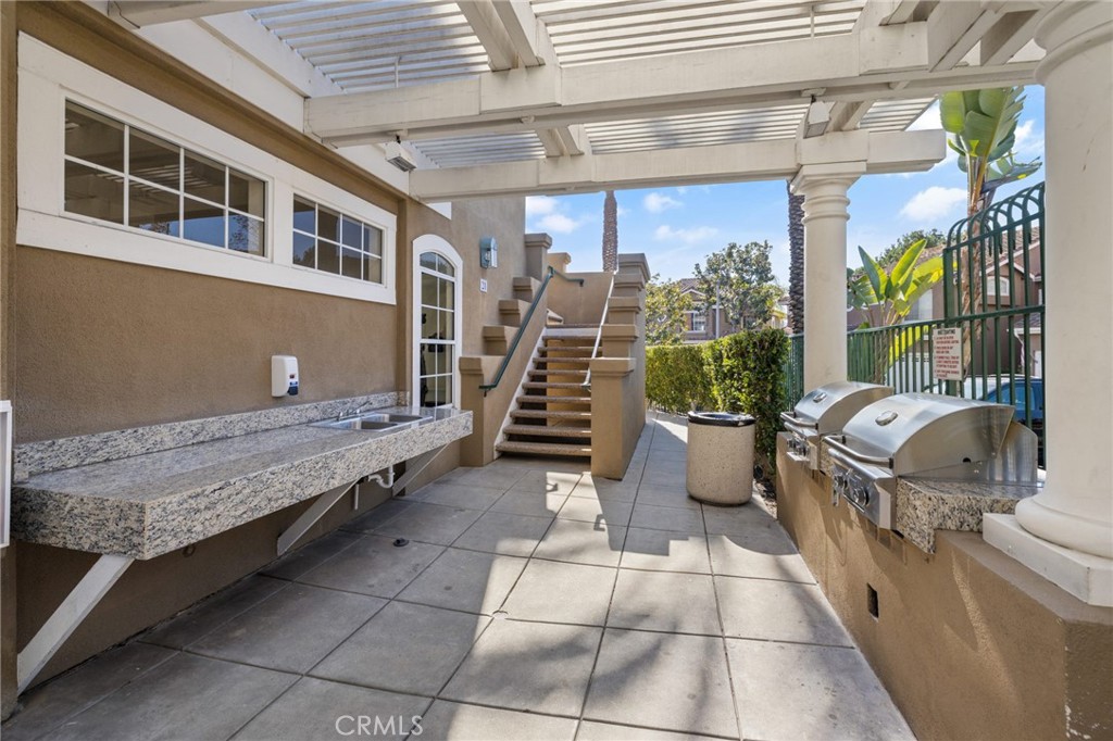 Provence D'Aliso (PDA) - Residential Lease