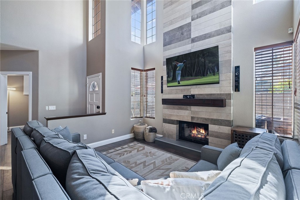 Provence D'Aliso (PDA) - Residential Lease