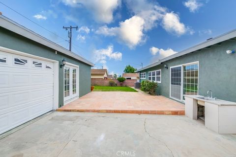 A home in Inglewood