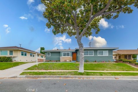 A home in Inglewood