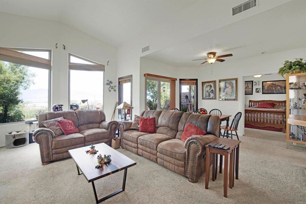 listing image 130727334457724763186
