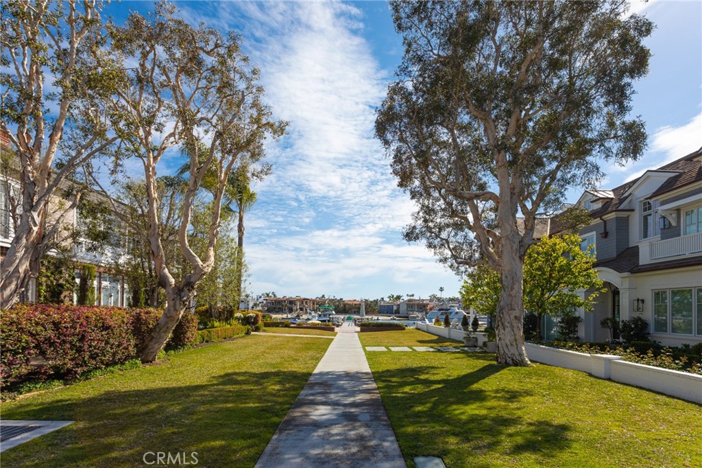Beacon Bay (BEAC) - Residential Lease