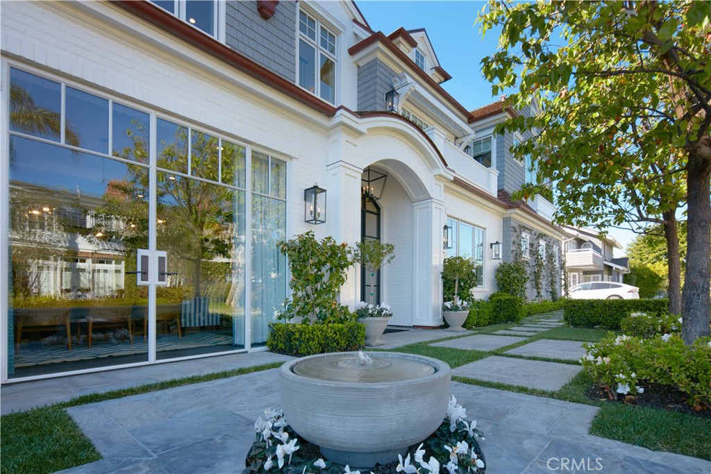 Beacon Bay (BEAC) - Residential Lease
