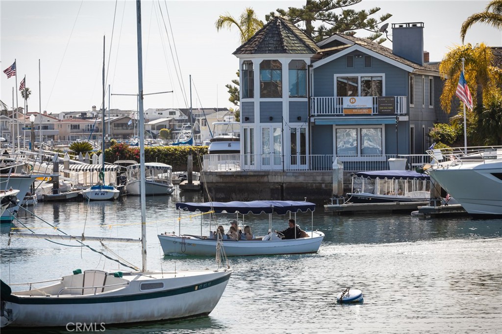 Beacon Bay (BEAC) - Residential Lease