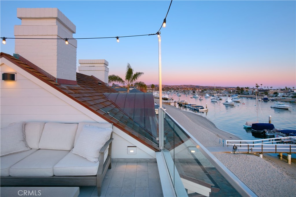 Beacon Bay (BEAC) - Residential Lease