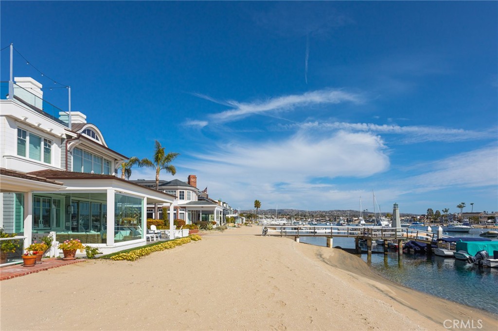 Beacon Bay (BEAC) - Residential Lease