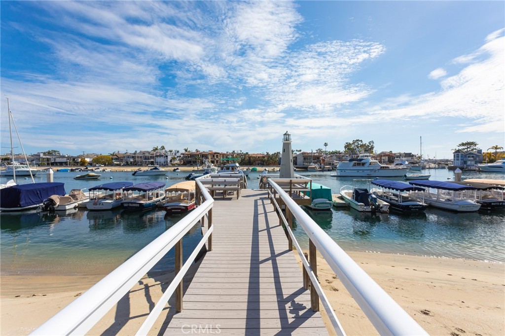 Beacon Bay (BEAC) - Residential Lease