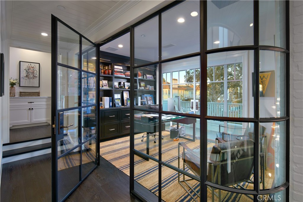 Beacon Bay (BEAC) - Residential Lease