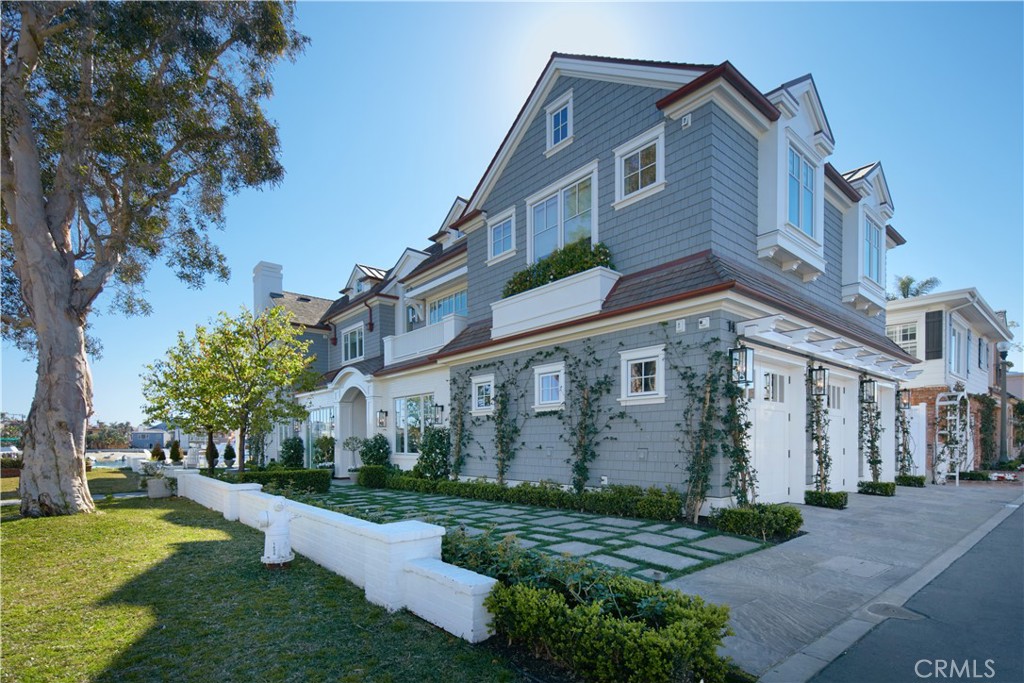 Beacon Bay (BEAC) - Residential Lease