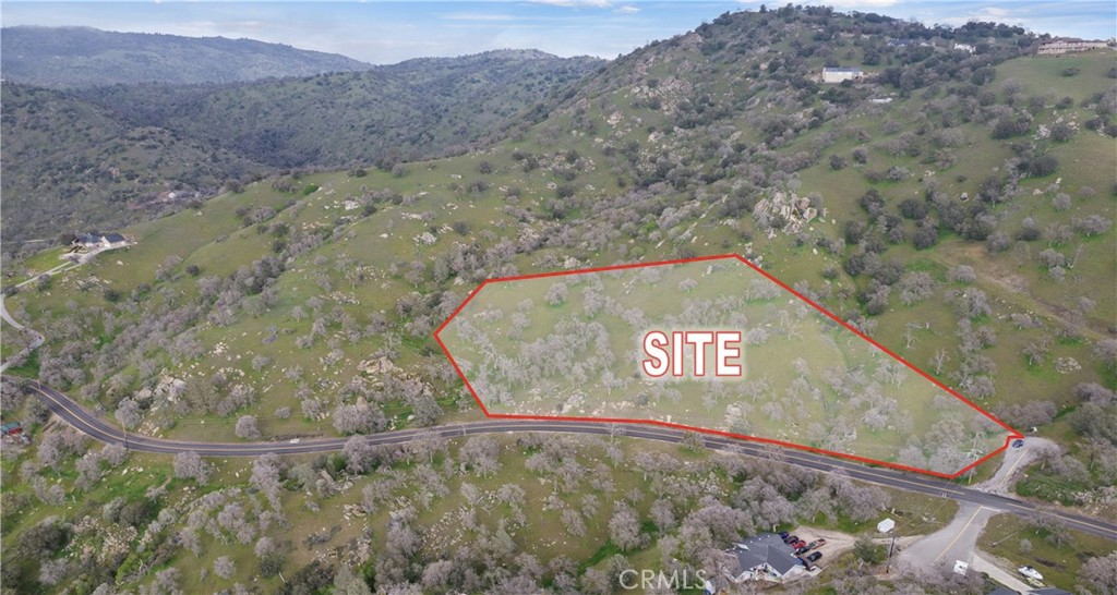 Beautiful Stallion Springs acreage, just right for your custom estate or mountain retreat! Nearly 9 acres with varied topography and lots of view opportunities. Nestled among the oaks on a small cul de sac, this excellent site has electricity and water available and is ready for your architect and your imagination. Seller is willing to carry a loan with as little as 10-25% down and amortize the balance over 15-25 years for a term of 5-7 years at a rate of (i.) 6%, or (ii.) 2% LESS THAN the current WSJ Prime Rate. OAC. *Buyer to make their own independent investigations regarding Zoning & General Plan Designations, Environmental & Hazard Zones, Access & Development Costs, Availability & Costs of Utilities.
