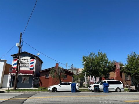 Photo of 3361 Fletcher Dr Dr, Los Angeles, CA 90065 (MLS # WS25055004)