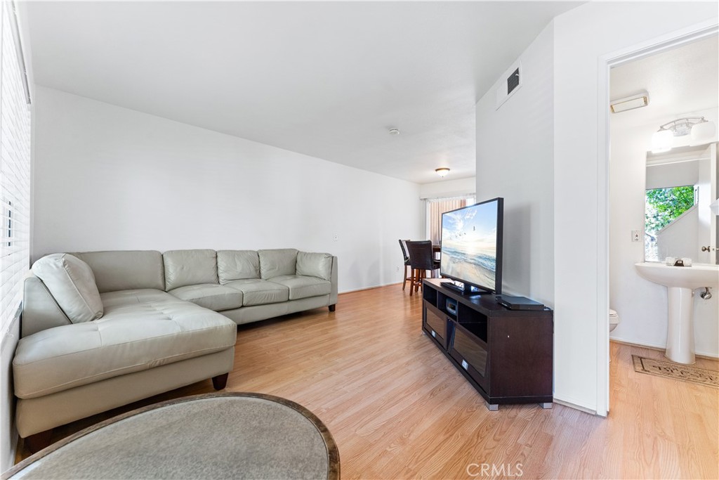 22123 Figueroa Street 102