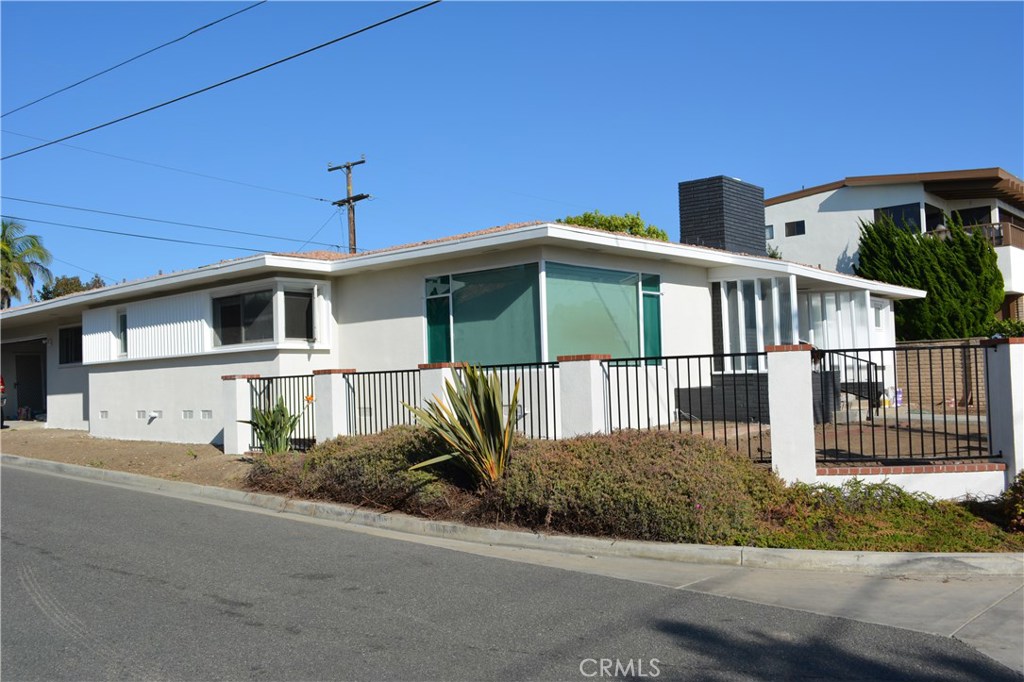 Palisades (PS) - Residential Lease